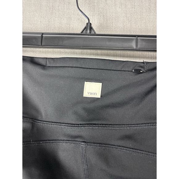 Vuori Leggings Womens M Black Waistband Pocket Crop Workout Athletic - Picture 3 of 7